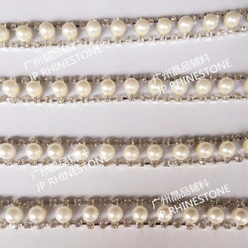 Rhinestone pearls trimming newly style in aliexpress store 10 yards per roll 8mm pearl trimming ;free shipping of rhinestone
