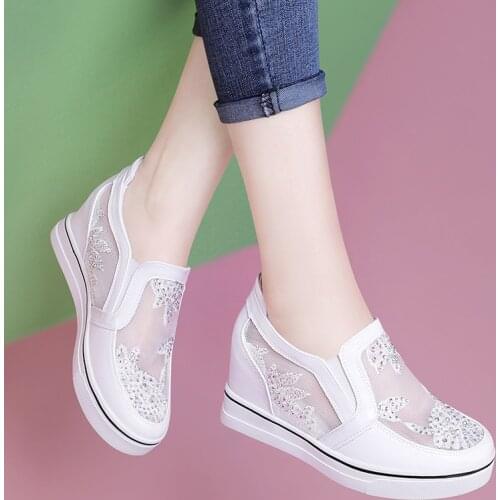 Summer Women Shoes Casual Cutouts Lace Canvas Shoes Hollow Floral Breathable Platform Flat Vulcanized Shoes Zapatos de mujer