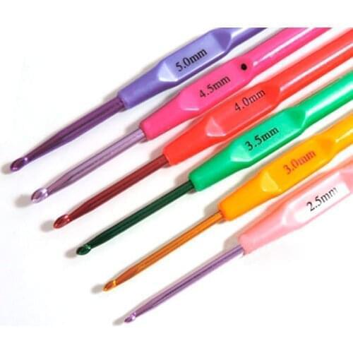 6Pcs/Set Multifunctional Plastic Handle Aluminum Crochet Hooks Knit Needles Metal Hook Crochet Template Kit Weave Craft