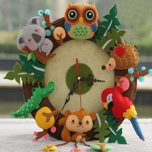 So Cute DIY Felt Package Forest Animals Real Clock DIY sewing Felt Learning Tool Home Party Decoration Birthday Gift Present