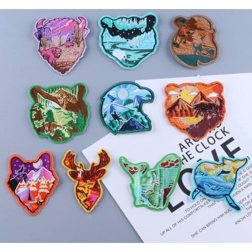 Fashion new Animal scenery Badge Embroidery Patch Applique Clothes Ironing Clothing Sewing Supplies Decorative Badges