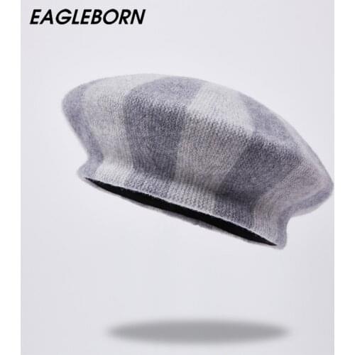 2021 New Winter Hat Stripe Womens Berets Hats Cute Beret Women Barette Hat Ladies Hats Knitting Fashion Model Fashion Week Hats
