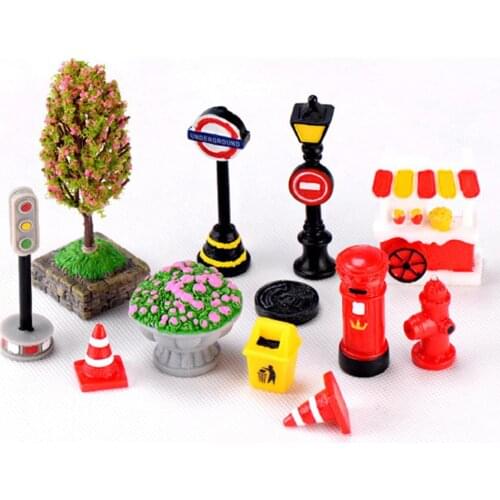 5Pcs Miniature Indicating Street Sign Light Trash Bin Road Cone Ornament Decor Doll house Accessories