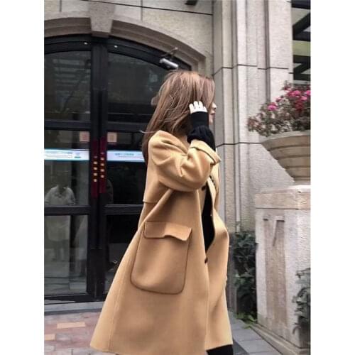 Womens Long Wool Coat Outerwear 2021 Female Loose Overcoat Clothes Windbreaker Jacket Ladies Vintage Long Sleeve Coats Q201