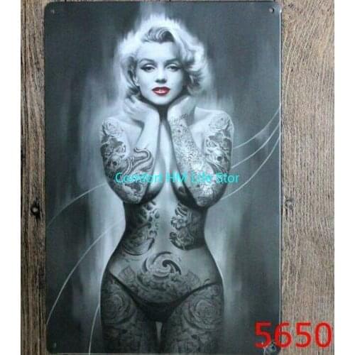 Pin Up Girl Plaque Vintage Metal Tin Sign Sexy Girl Decorative Plates Wall Poster for Bar Cafe Pub Home Decor Iron Painting