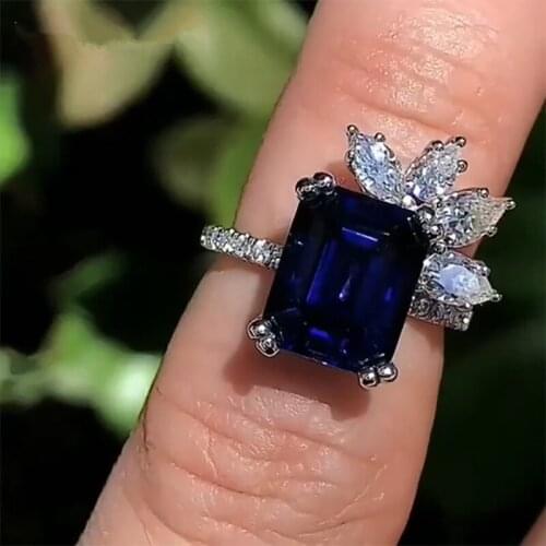 Exquisite Silver Plated Princess Cut Ring White Blue Gems Zircon Cocktail Party Womens Crystal Ring Bridal Wedding Jewelry