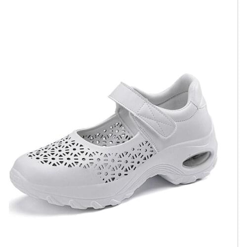 Genuine Leather Shoes Woman Soft Boat shoes for Women Flats shoes Big size Ladies Loafers Non-Slip Sturdy Hollow womens shoes