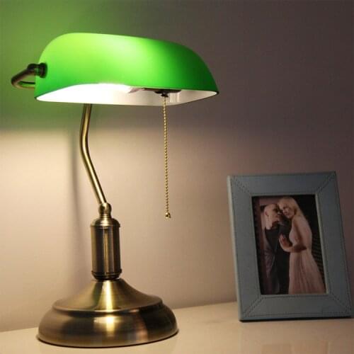 Republic old Shanghai Bank table lamp Green Cover bedroom bedside study creative diffuse Cafe Retro Lamps