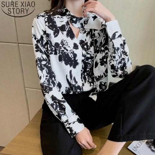 Fashion Print Chiffon Shirts Women Tops Vintage Blouse Black Flower Spring Autumn 2021 New V-neck Loose Shirt Clothes 16129