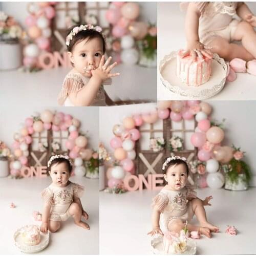 Mehofond Photography Background Spring Green Grass Balloon Wooden Door Flowers Newborn 1st Birthday Backdrop Photo Studio Props