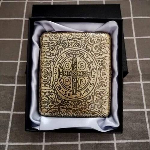 12 Style Unique Retro Metal Constantine Cigarette Box Bronze Carved Cigarette Butt Bag 20 Cigarette Box Men Smoker Gift