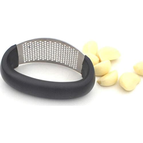 1Pcs Stainless Garlic Press Household Manual Garlic Press Device Kitchen Press Squeezer Ginger Garlic Tools Kitchen Accessories