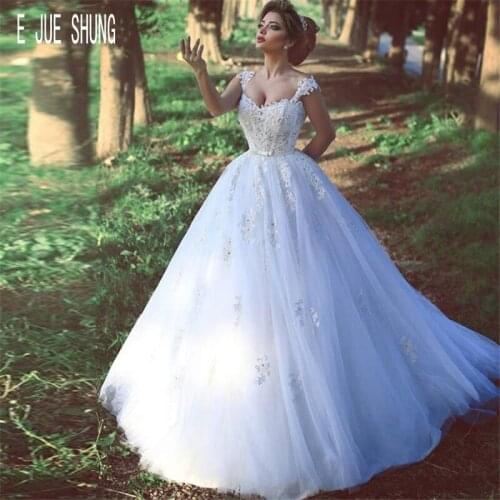 E JUE SHUNG Princess Ball Gown Wedding Dresses Sexy Cap Sleeves Sweetheart Lace Up Back Bridal Gowns Beaded Bow Vestido De Noiva