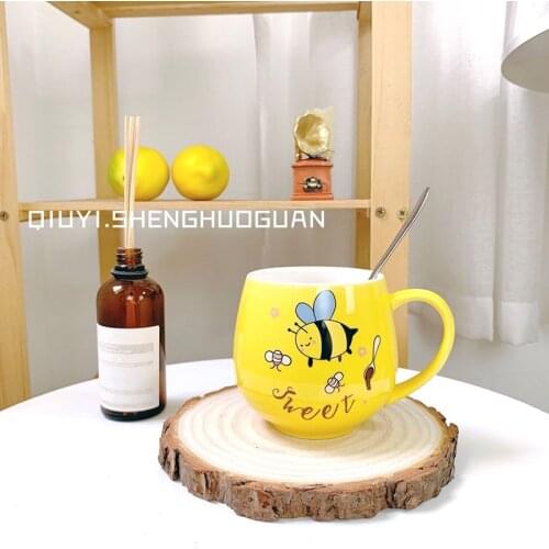 Cute little bee cartoon ceramic coffee mug with spoon office home drinking cup tea cup creative gift for lovers, family, childre