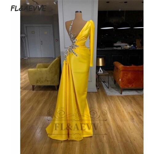 2021 Mermaid Evening Dress Yellow Satin One Shoulder Long Sleeves Corset Lace Up Floor Length Evening Prom Party Gowns