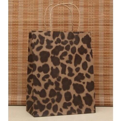 10PCS Fashionable leopard kraft paper bags gift paper bag with handle shopping bags packing bag Excellent quality 27*21*11cm