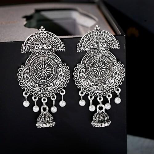 Vintage Ethnic Jewelry Indian Jhumka White Beads Tassel Earrings Women Retro Sliver Color Carved Exaggerate Drop Earring Brincos