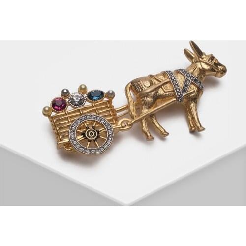Amorita boutique Fashionable exquisite donkey car design brooch