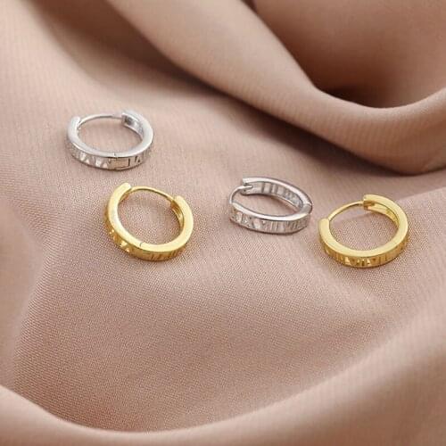 Fashion Round Hollow Hoop Earrings Roman Numerals Trend Simple Jewelry Womens Charm Christmas Party Punk Unique Clip Earrings