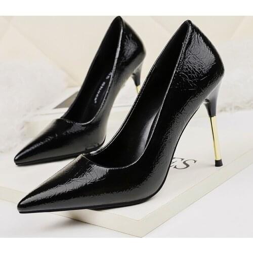 2020 New Leather Women Pumps Fashion Office Shoes Pointed Lady Sexy High Heels Shoes Womens Party Wedding Shoes