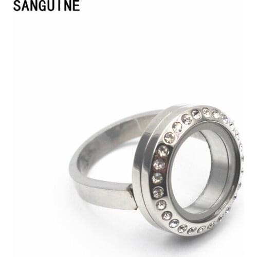 SANGUINE Rings With Crystals