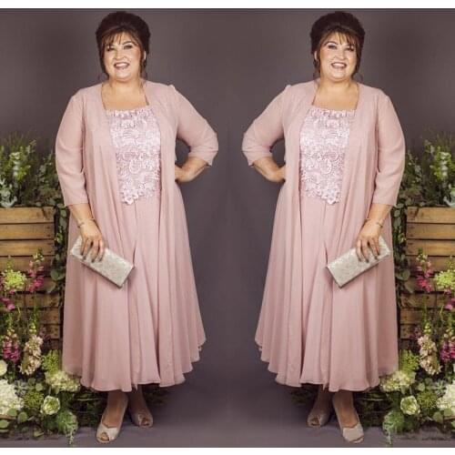 Light Pink Chiffon Mother of the Bride Dresses Elegant Lace Appliqued 3/4 Sleeve Groom Pantsuit With Jacket 2 Pieces Plus Size