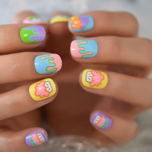 False Nail Tip Colorful Nail Supplies For Professionals Short Round Fake Nail Press On Nail With Cartoons Pattern