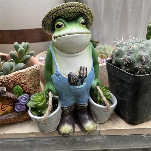 Resin Frog Animal Figurine Holding White Buckets with Vegetables Sculpture for Garden, Home, Office Desktop, Courtyard, Cafe