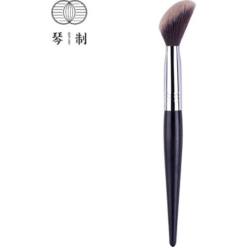 QINZHI Professional Handmade Make Up Brush G204 Tilted Multi-task Blush Contour Brush Soft Synthetic Fiber Makeup Brushes