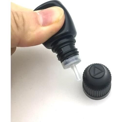 10pcs Empty 5ml Black PE Easy Squeeze Plastic Dropper Bottle With Childproof Cap E Liquid Needle Vial