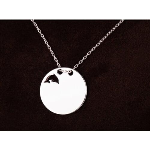 UM US JEWELRY Rhodium Plated Dolphin Pattern 925 Sterling Silver Necklace