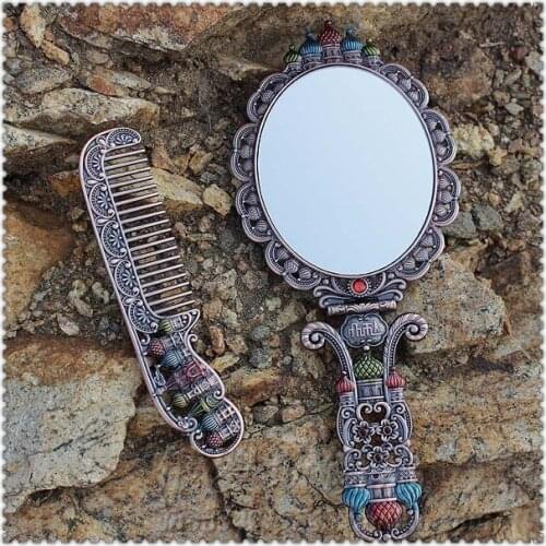 Retro metal castle style portable handle Mirror Birthday Gift Antique Bronze Metal tin Creative Beauty makeup Mirror comb set