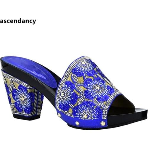New Rhinestone Wedding Shoes Nigerian Women Party Shoes Decorated with Rhinestone Luxury Sandals Women Slip on Shoes for Women