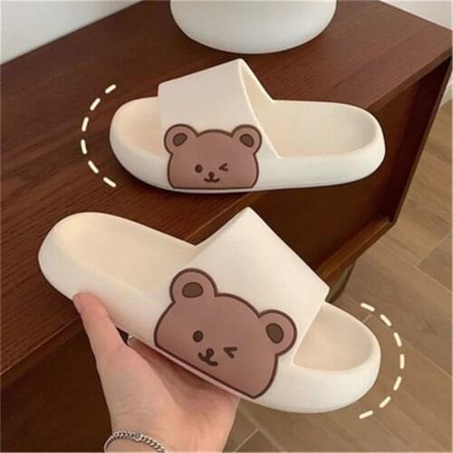 Women Slippers Cute Cartoon Bear Girl Shoes Light Slides Summer Indoor Bathroom Women Trending Slippers Casual Flip-Flops 2021