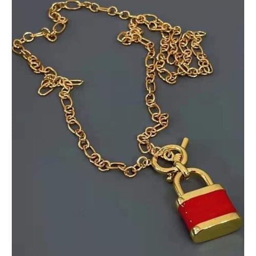 2021 Hot Brand Fashion Jewelry Women Thick Chain Party Light Gold Color Lock Choker Signature C Name Letter Pendant Hot