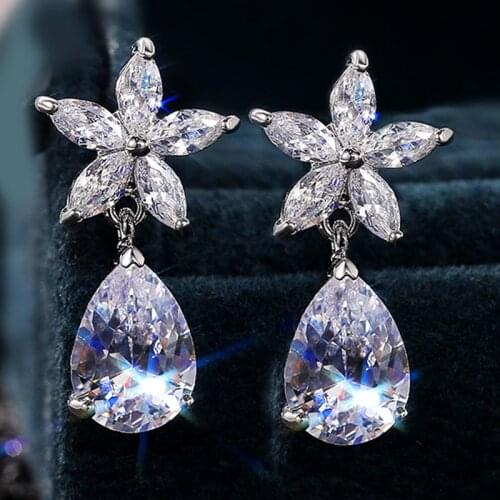 Huitan Luxury Women Wedding Dangle Earring Silver Color Brilliant Cubic Zirconia Aesthetic Female Party Earrings Fashion Jewelry