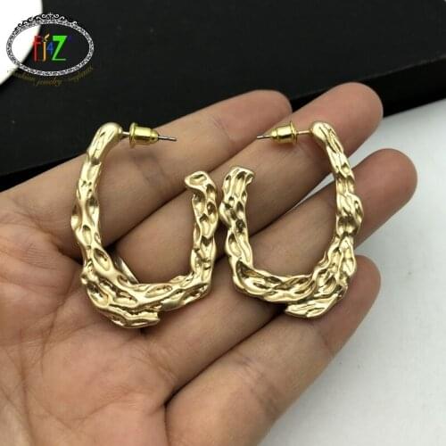 F.J4Z Hot Baroque Alloy Earrings for Women Irregular Top Chic Earrings Jewelry Dropshipping