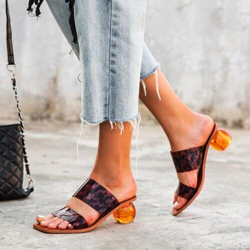 2020 summer womens shoes crystal ball with hot style cash unique round with leopard pattern ribbon perennial spot 35 to 43