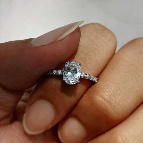 2021 New Trendy Elegant Oval Zircon Rings for Women White CZ Crystal Engagement Design Hot Sale Open Ring Female Wedding Jewelry