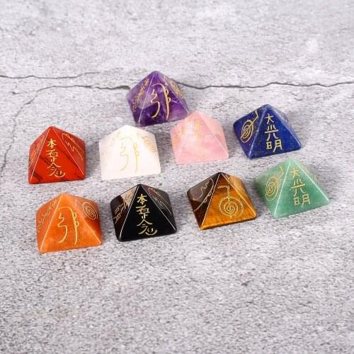 32 x 30mm Pyramid Chakra Set Engraved Japanese Religious Symbol Culture Pattern Pyramid Shaped Stone Reiki Ornaments