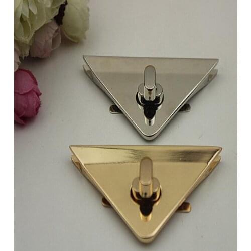 6 PCS/lot) shallow gold plating triangle shape of high-grade leather handbags twist lock accessory