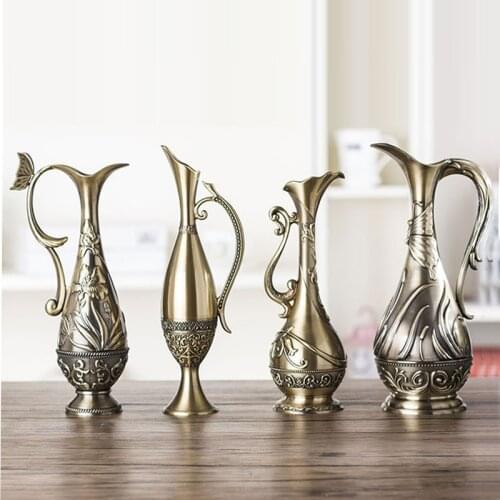 Jamal's Metal Flower Vases