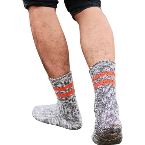 2017 New Fashion Mens winter casual Harajuku style thick line thermal soft socks stripe vintage Keep warm Women Socks