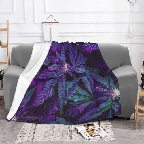 Psychedelic Weed Leaf Blankets Flannel Textile Decor Plants Breathable Lightweight Thin Throw Blankets for Bed Couch Bedspread