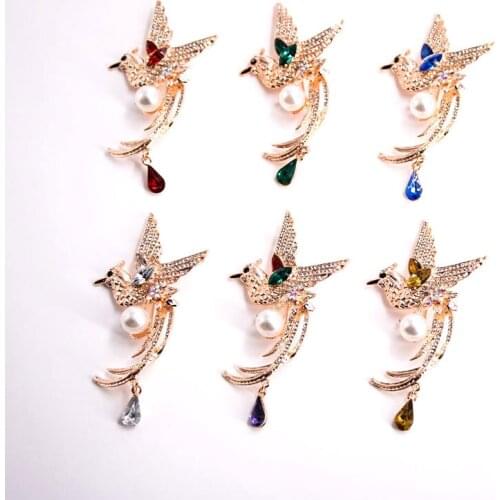 Retro Rhinestone Flower and Bird Handmade Headdress Masquerade Bride Bridal Headdress Wedding Hair Accessories Female