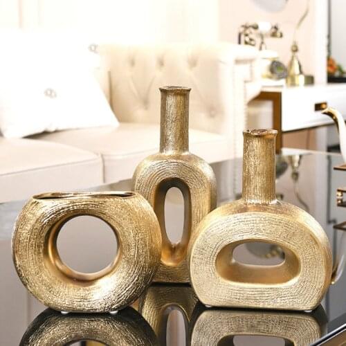 Light Luxury Hollow Ceramic Vase European Model Room Geometric Flower Soft Decoration Ornaments Home Decoration Accessories