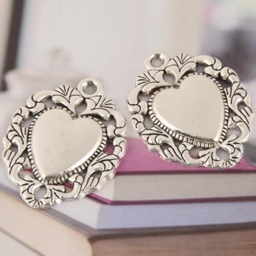 2PCS Silver Color Color Hollow Heart Carved Charms For Bracelet Necklace Jewelry Making