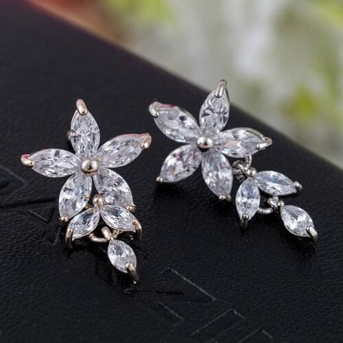 Manxiuni Marquise Cut Flower Zirconia Crystal Long Drop Earrings for Women Shiny Leaf CZ Stone Bridal Wedding Jewelry