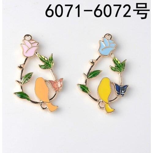 10pcs Fashion Creative enamel rose flower Bird charms maggpie leaf butterfly pendants Alloy Accessories Hanging Diy Jewelry