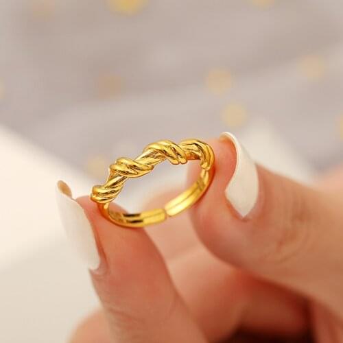 2021 New Vintage Punk Chain Twined Golden Ring For Women Creative Design Wedding Engagement Party Ring Fashion Jewelry Girl Gift